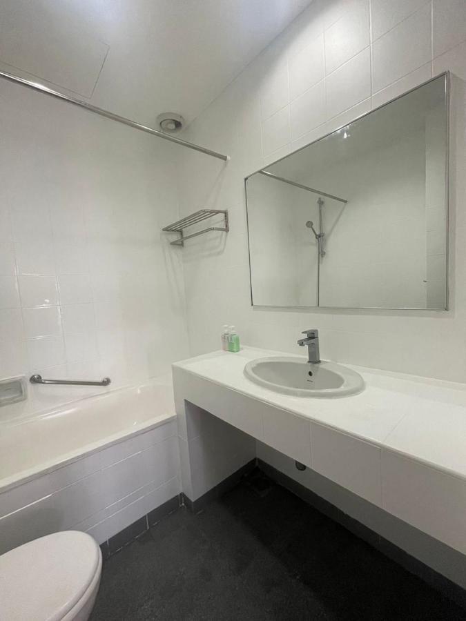 Instay Leisure Mahkota With Sea/Pool View Malacca Exteriör bild