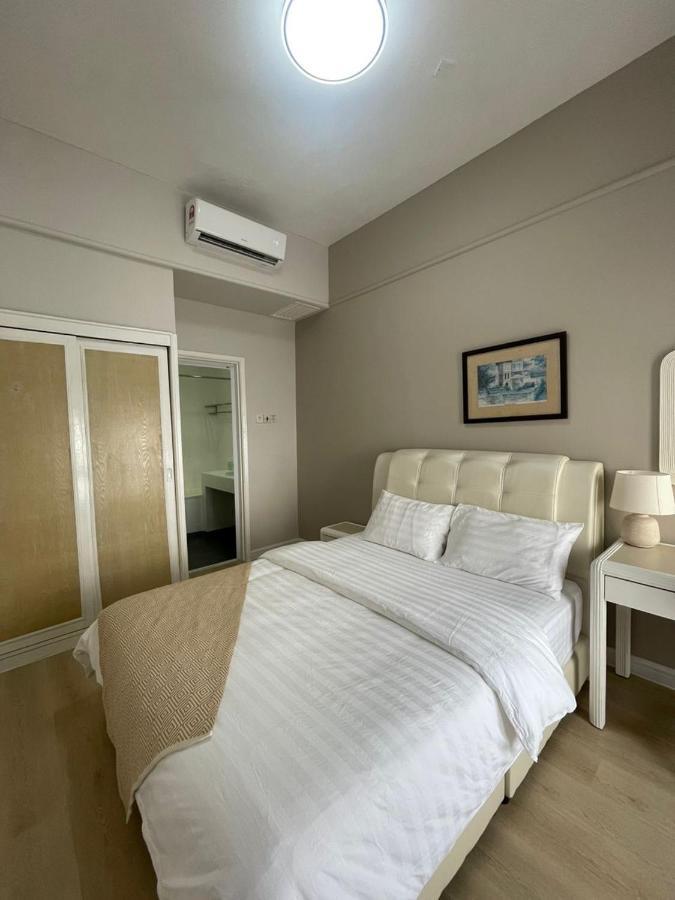 Instay Leisure Mahkota With Sea/Pool View Malacca Exteriör bild